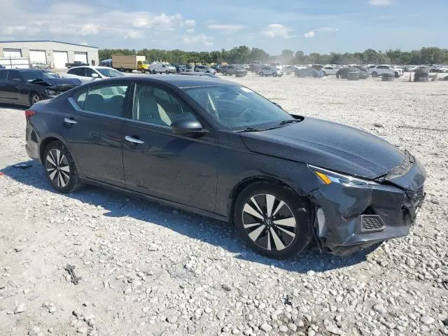 2022 NISSAN ALTIMA SV