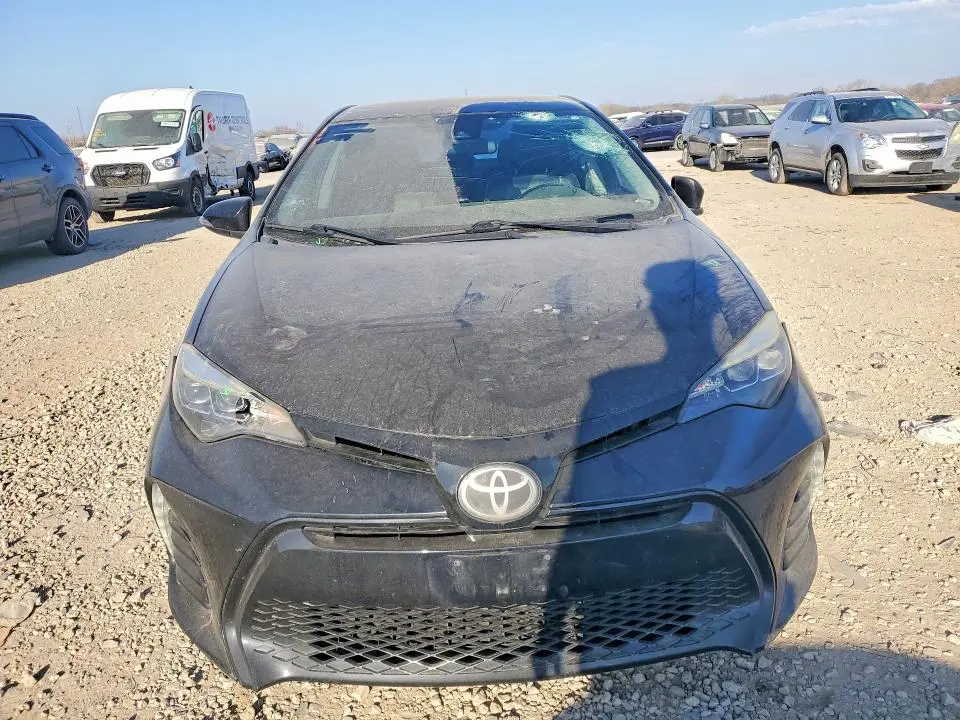 2017 TOYOTA COROLLA SE  