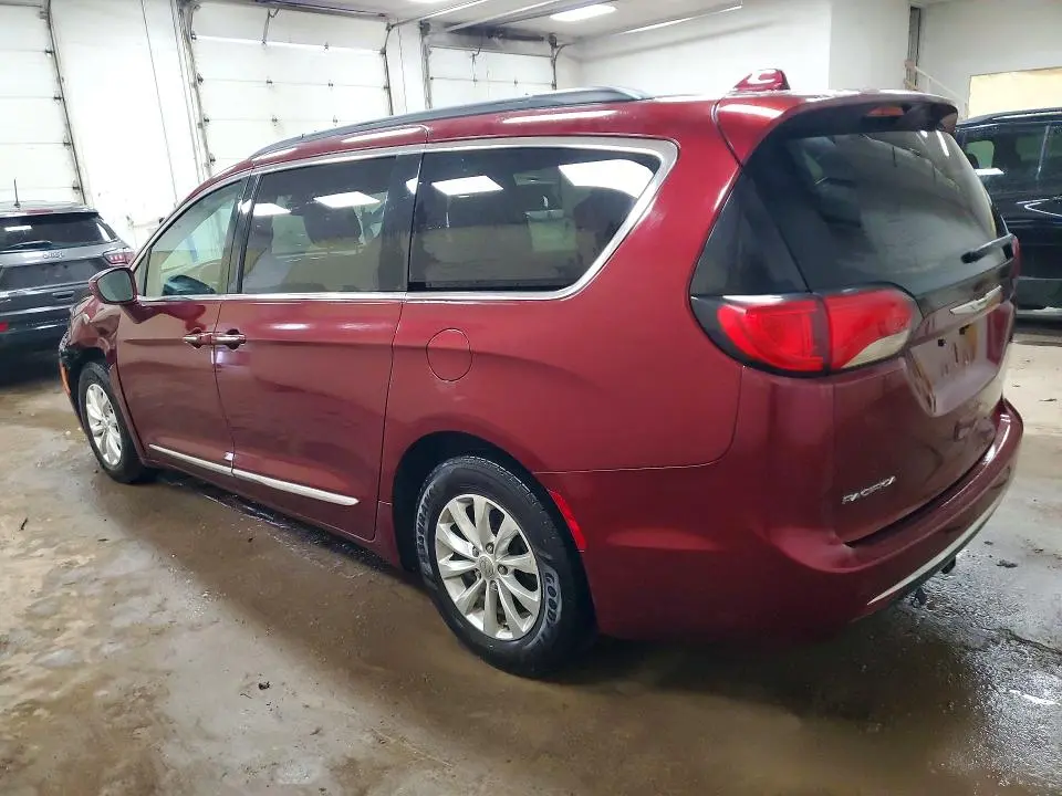2017 CHRYSLER PACIFICA TOURING L  