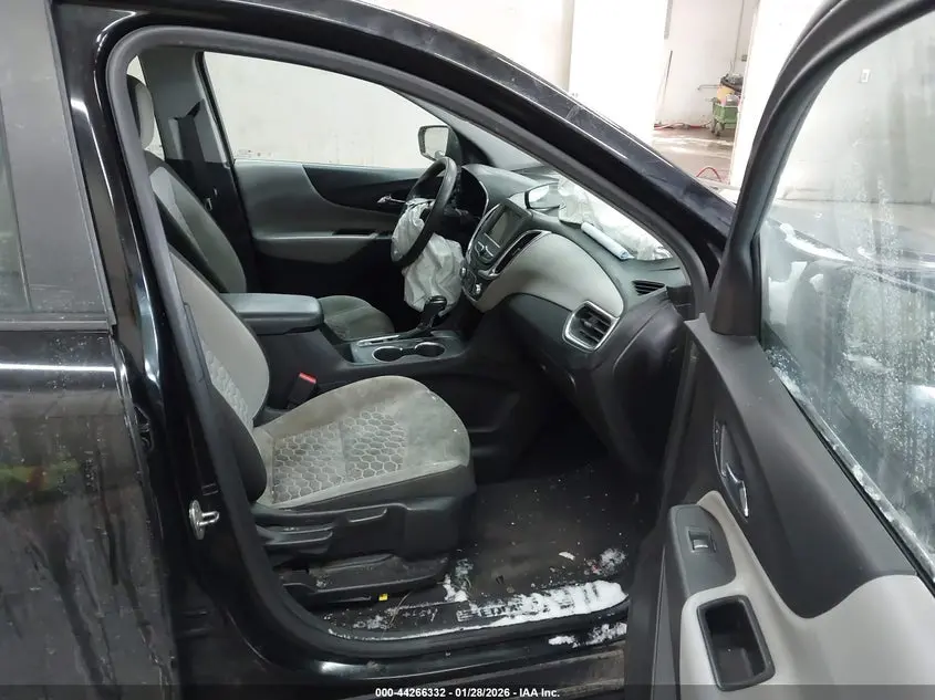 2020 CHEVROLET EQUINOX FWD LS