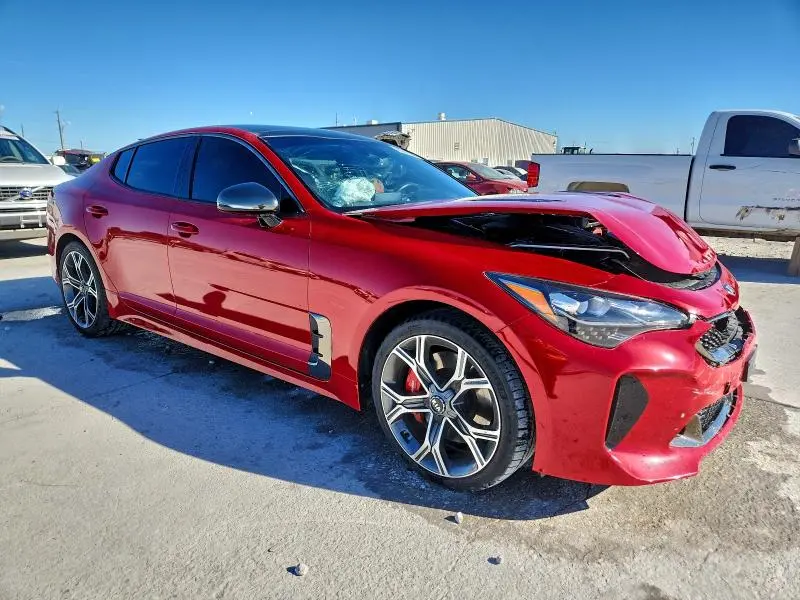 2020 KIA STINGER GT2  