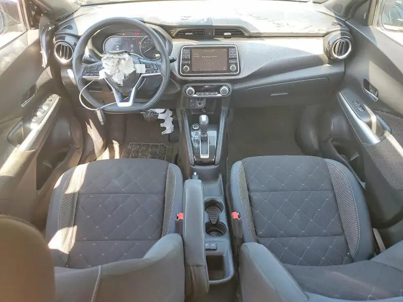 2019 NISSAN KICKS SV  