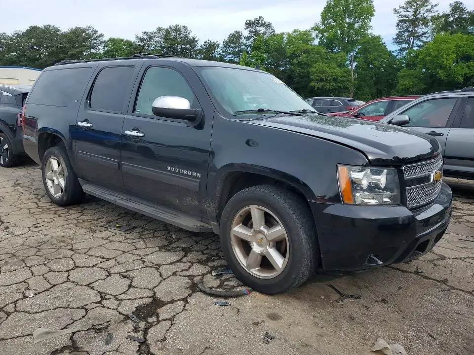 2013 CHEVROLET SUBURBAN C1500 LT  