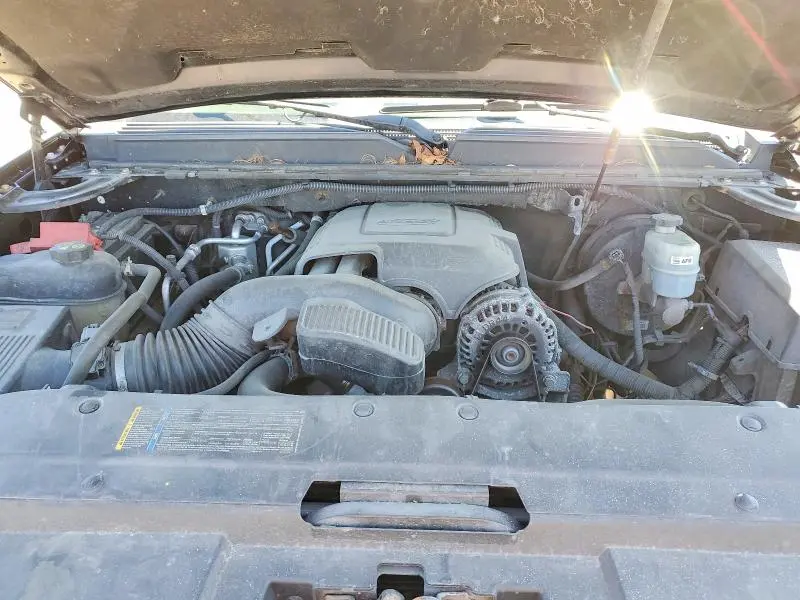 2010 CHEVROLET SUBURBAN K1500 LS  