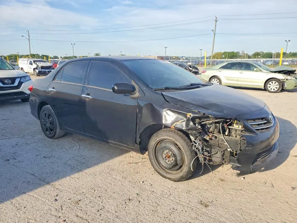 2013 TOYOTA COROLLA LE  