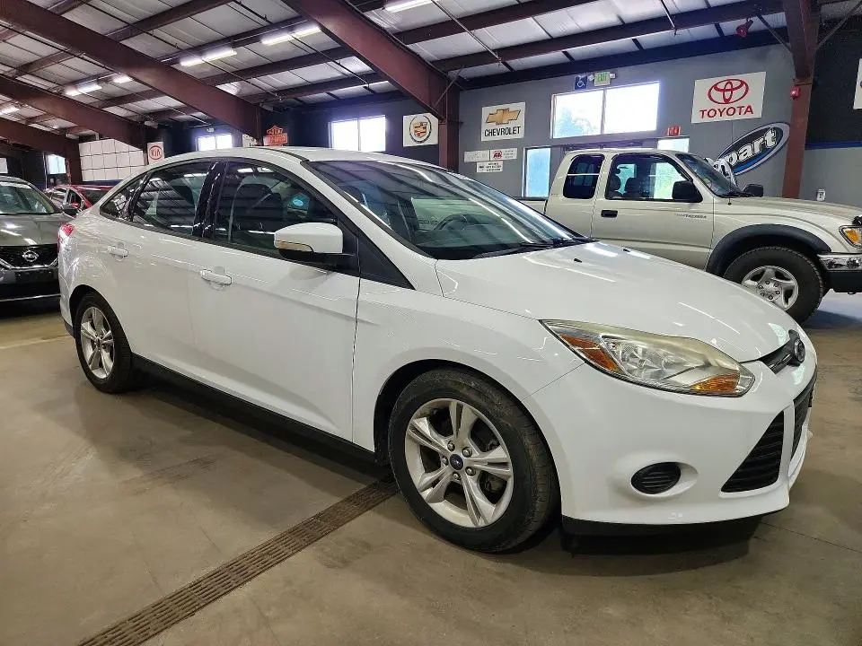 2014 FORD FOCUS SE  