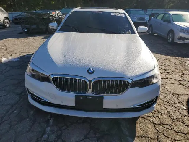 2019 BMW 530E   