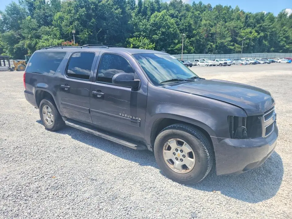 2010 CHEVROLET SUBURBAN C1500 LT  