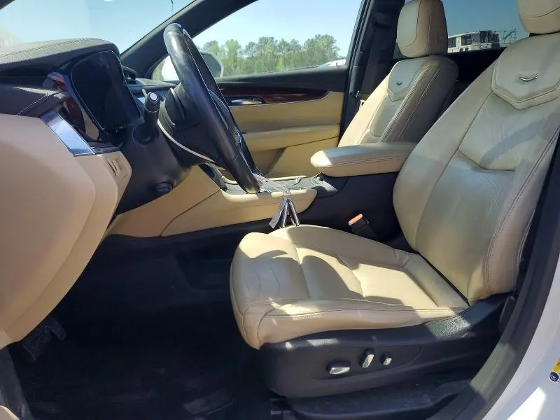 2018 CADILLAC XT5 PREMIUM LUXURY  