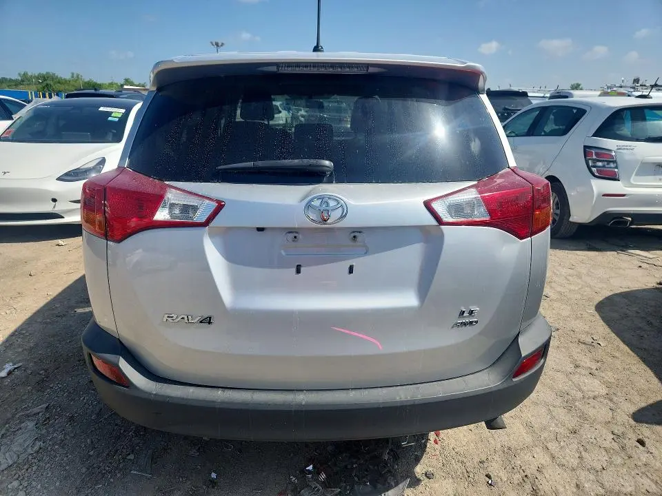 2015 TOYOTA RAV4 LE  