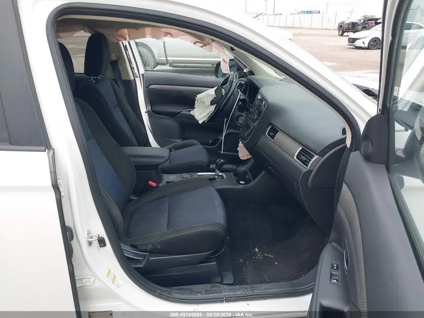 2016 MITSUBISHI OUTLANDER ES