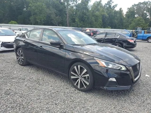 2022 NISSAN ALTIMA SR  