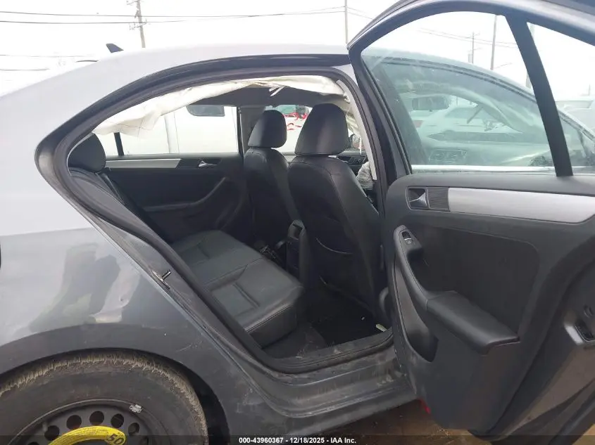 2013 VOLKSWAGEN JETTA 2.5L SE