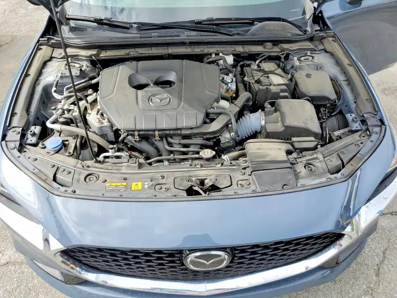 2024 MAZDA 3 PREFERRED  