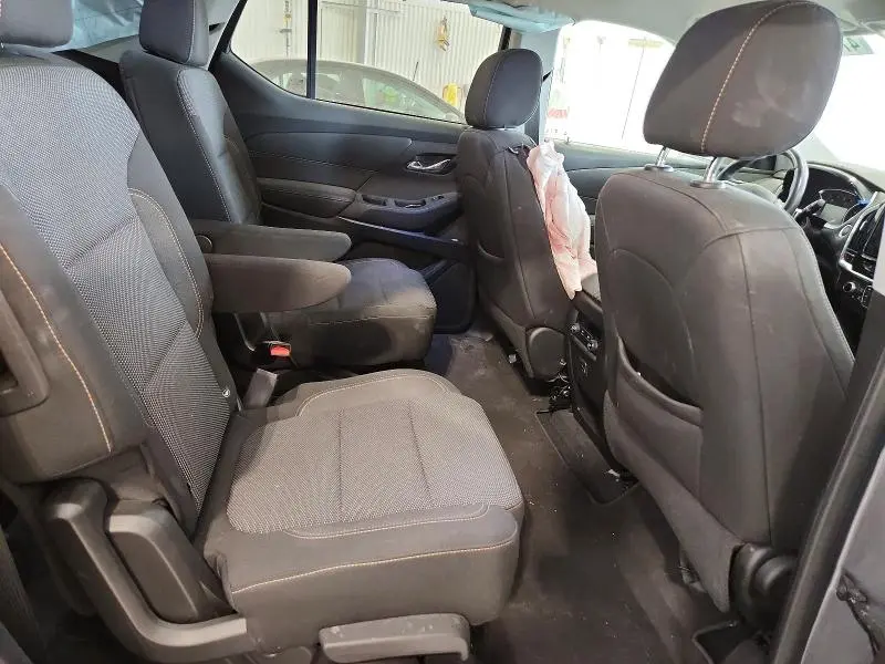 2020 CHEVROLET TRAVERSE LT  