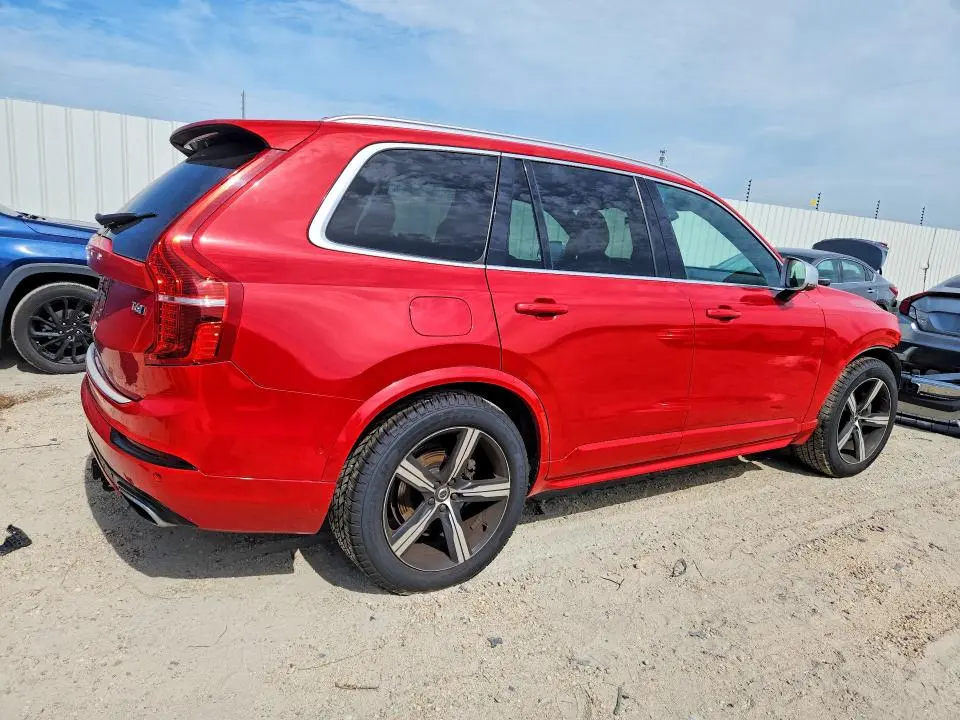 2016 VOLVO XC90 T6  