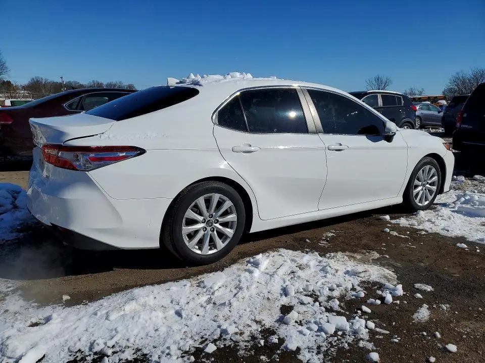 2019 TOYOTA CAMRY L  