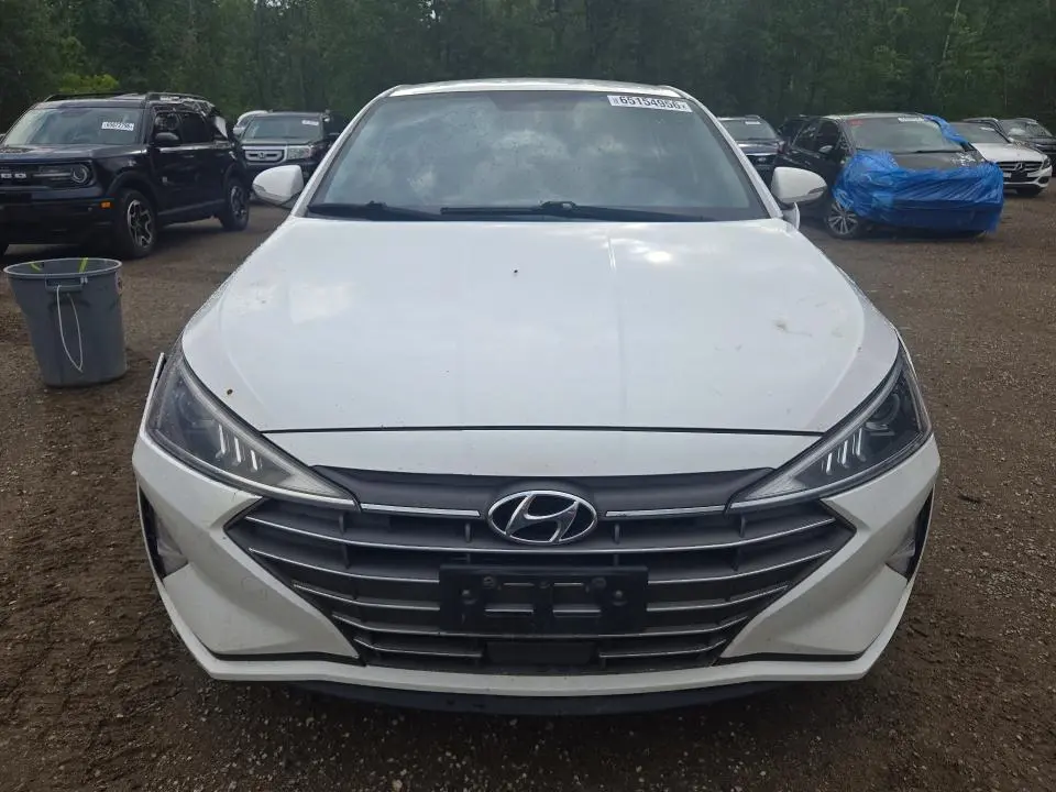 2019 HYUNDAI ELANTRA SEL  
