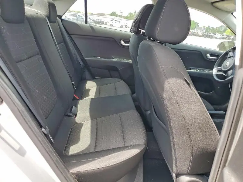 2021 KIA RIO LX  
