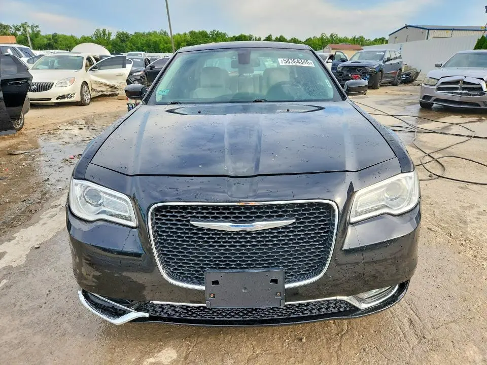 2016 CHRYSLER 300 LIMITED  