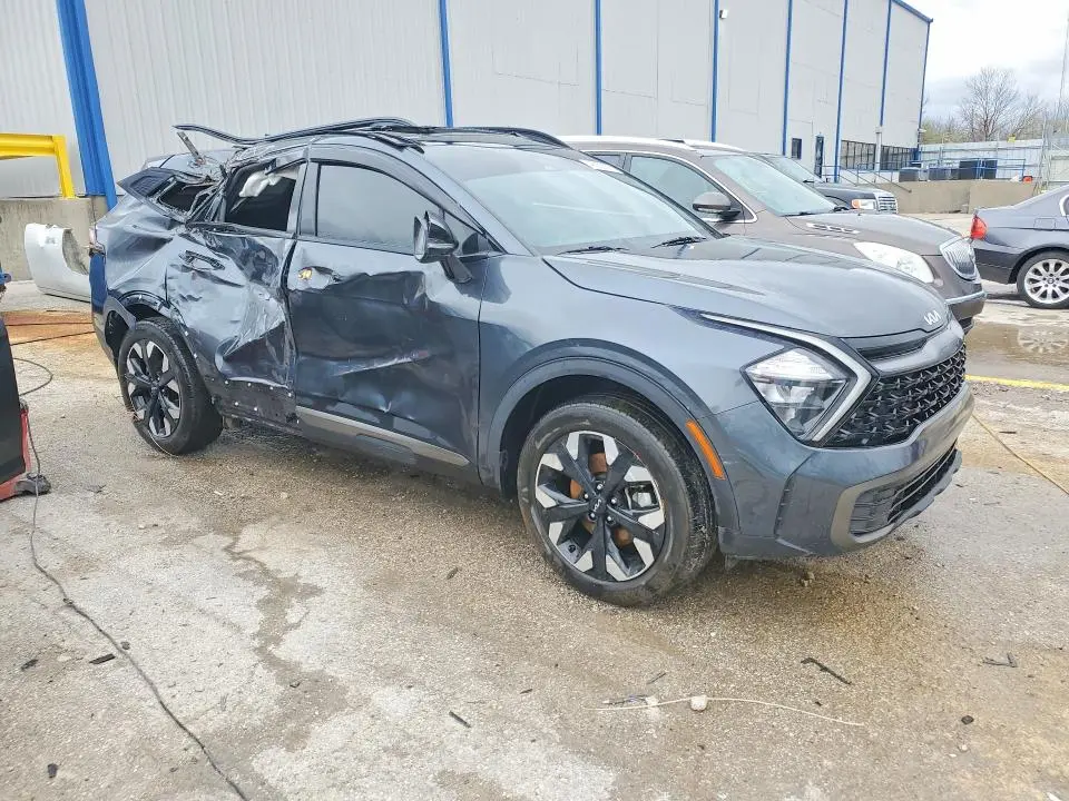 2023 KIA SPORTAGE X-LINE  