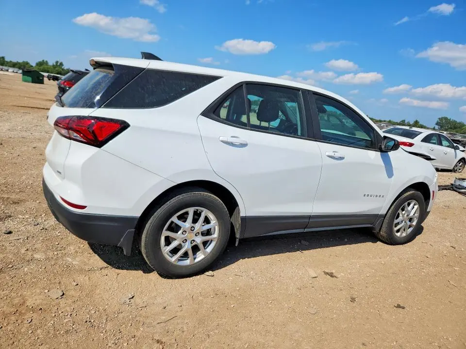 2022 CHEVROLET EQUINOX LS  
