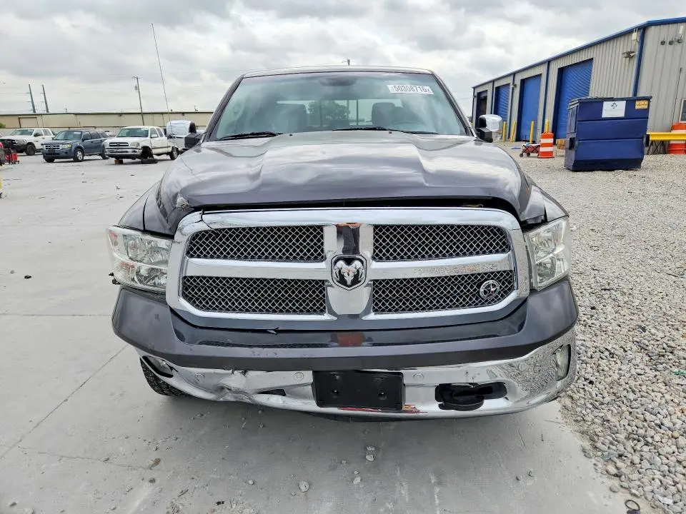 2018 RAM 1500 SLT  