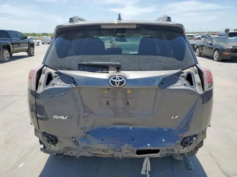 2018 TOYOTA RAV4 LE  