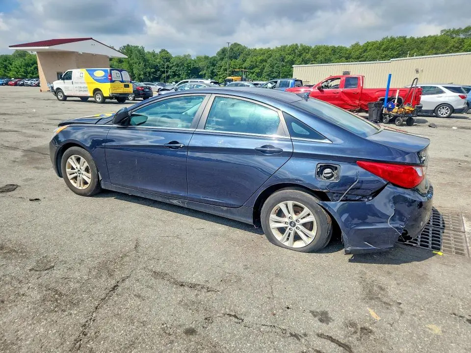 2013 HYUNDAI SONATA GLS  