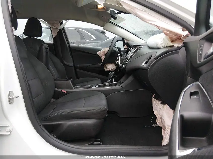 2017 CHEVROLET CRUZE LT AUTO