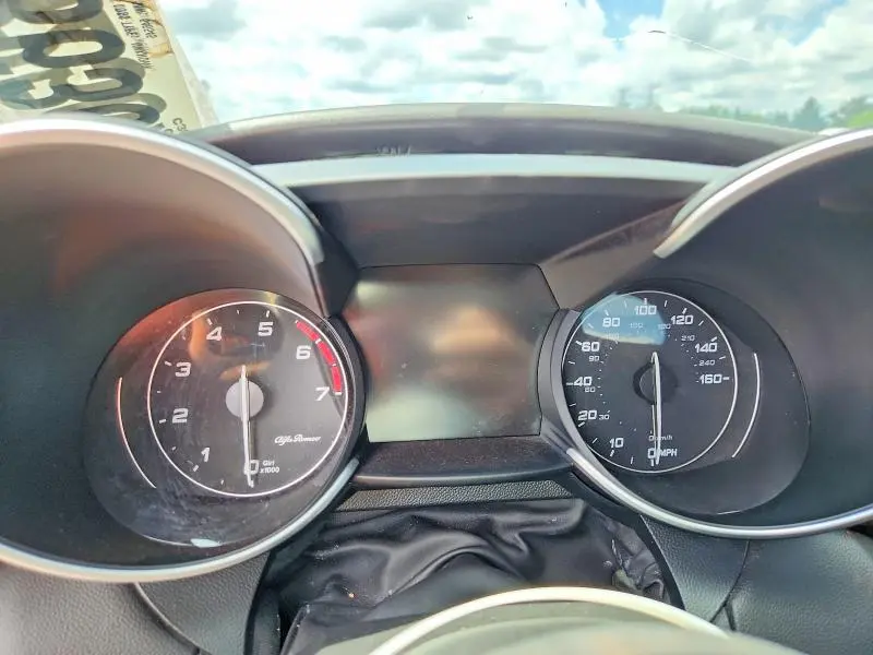 2017 ALFA ROMEO GIULIA TI Q4  