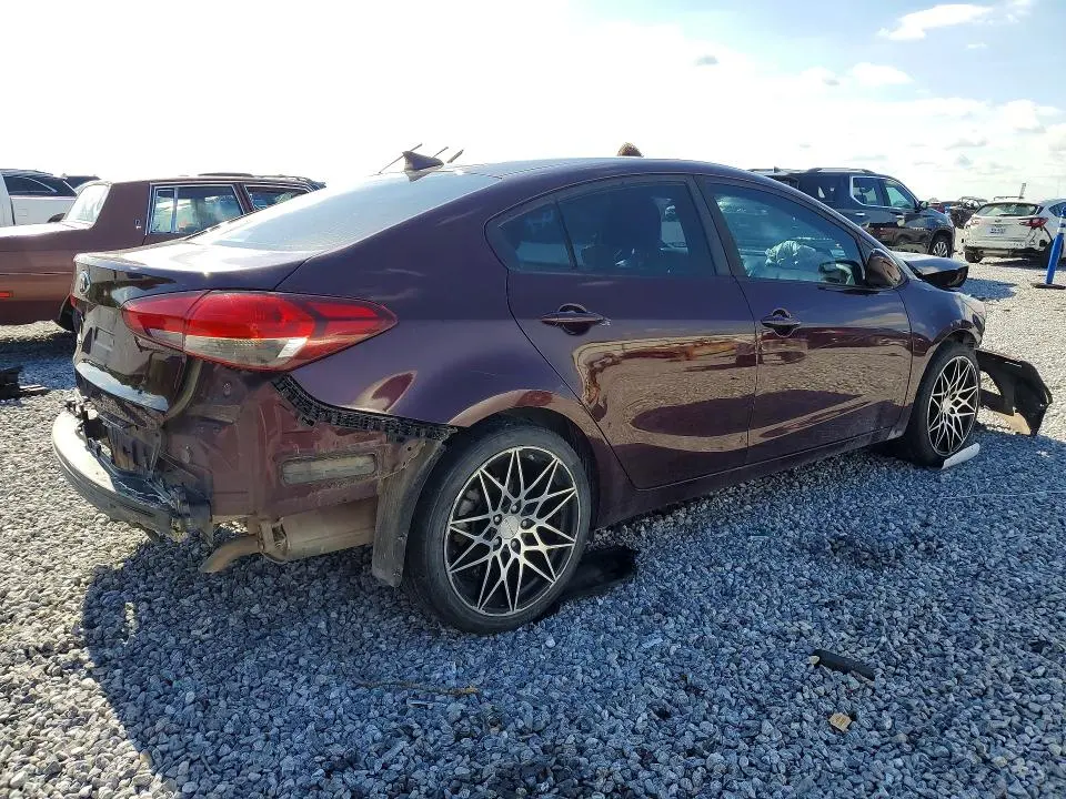 2018 KIA FORTE LX  
