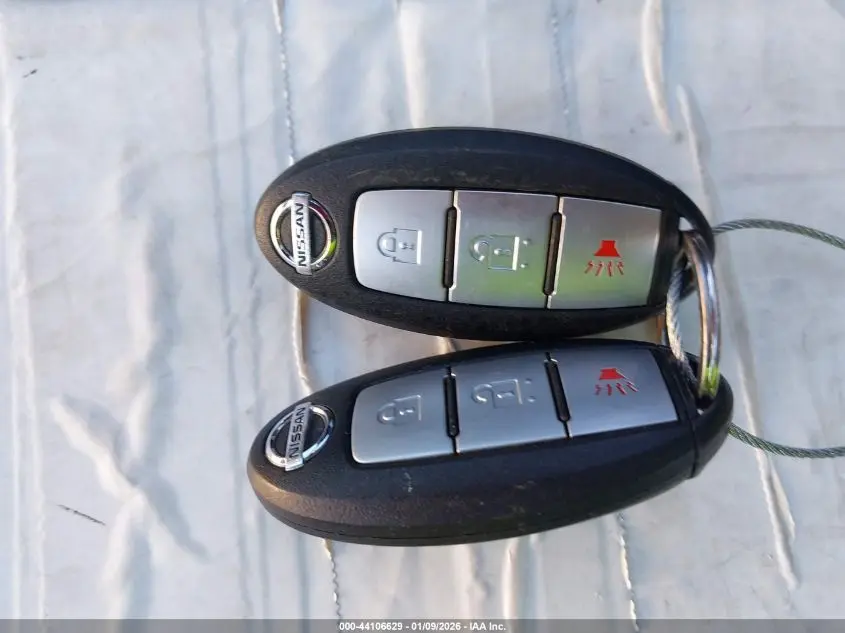 2016 NISSAN ROGUE SV