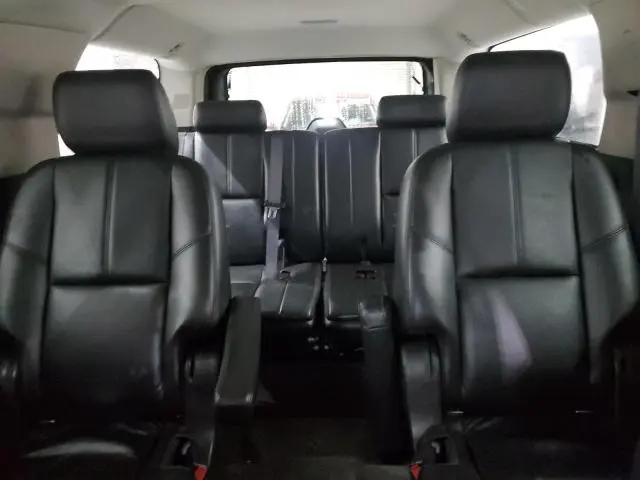 2011 CHEVROLET SUBURBAN K1500 LT  