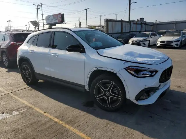 2022 MERCEDES-BENZ GLA 250 4MATIC  