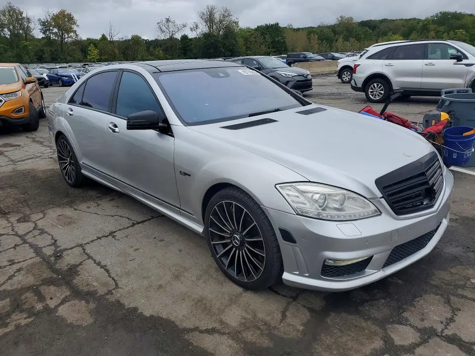 2012 MERCEDES-BENZ S 63 AMG  