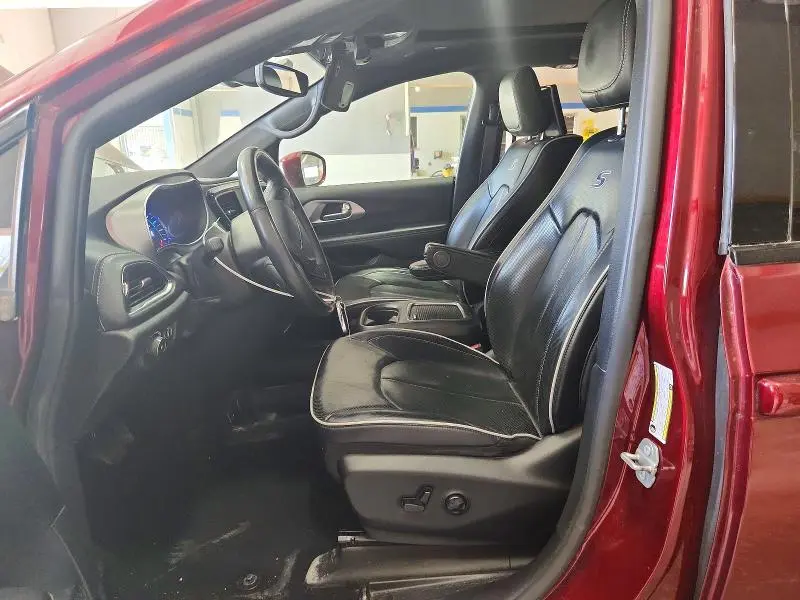 2020 CHRYSLER PACIFICA HYBRID LIMITED  