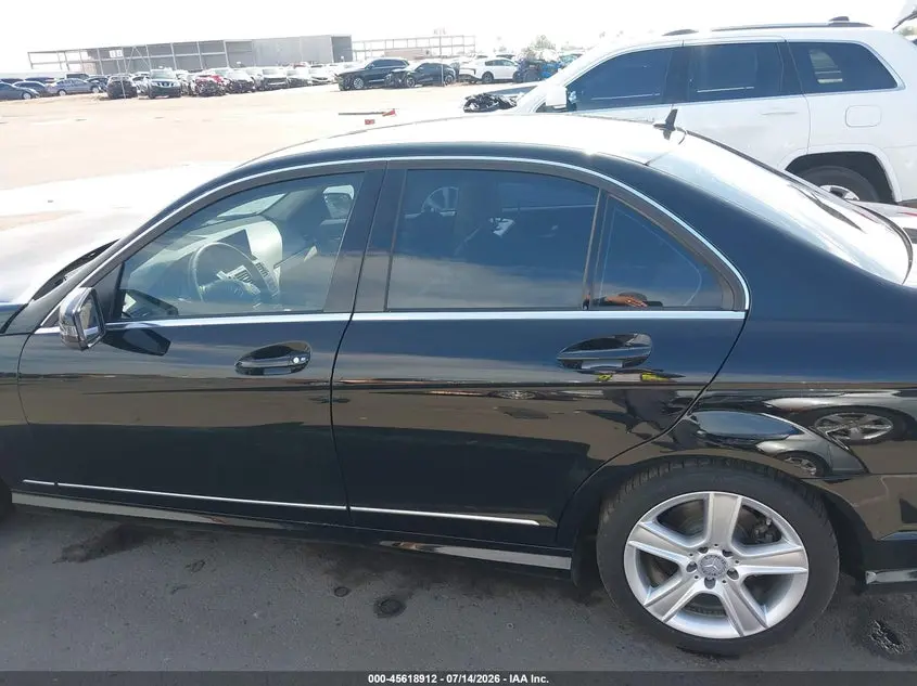 2011 MERCEDES-BENZ C 300 LUXURY 4MATIC/SPORT 4MATIC