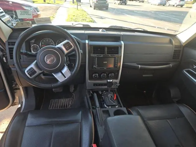 2011 JEEP LIBERTY LIMITED  