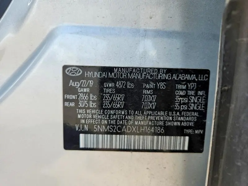 2020 HYUNDAI SANTA FE SE  