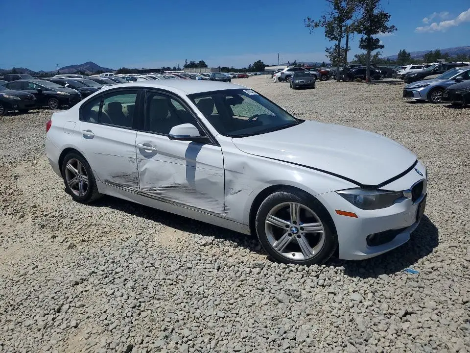 2013 BMW 320 I  