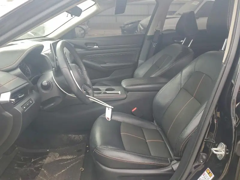 2019 NISSAN ALTIMA SR  