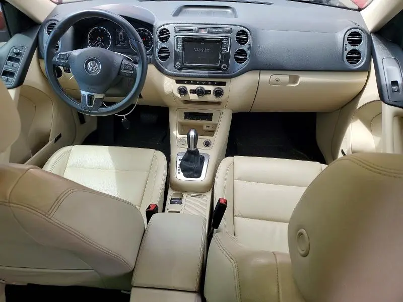 2016 VOLKSWAGEN TIGUAN S  