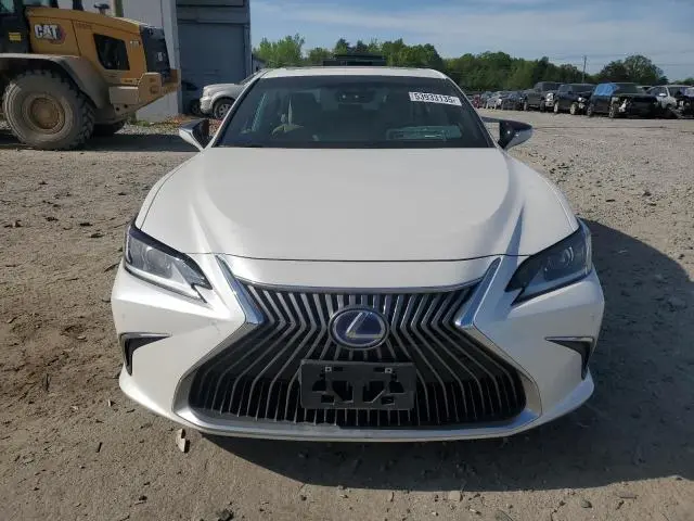 2021 LEXUS ES 300H  