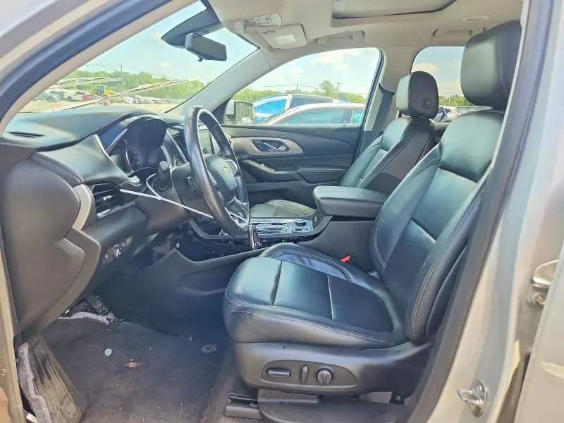 2019 CHEVROLET TRAVERSE LT  