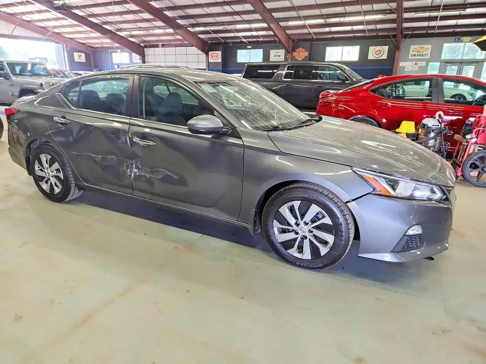 2020 NISSAN ALTIMA S  