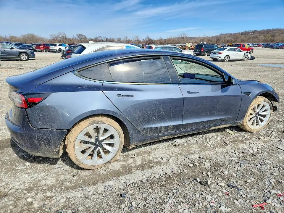 2021 TESLA MODEL 3   