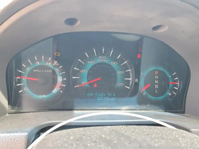 2010 FORD FUSION S  