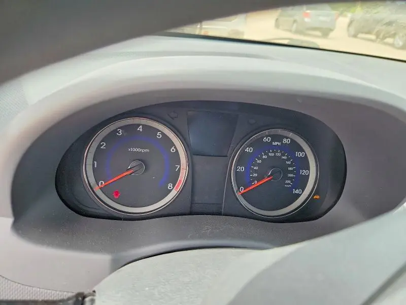 2015 HYUNDAI ACCENT GLS  