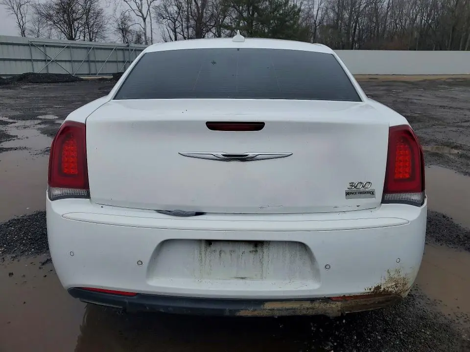 2017 CHRYSLER 300 S  
